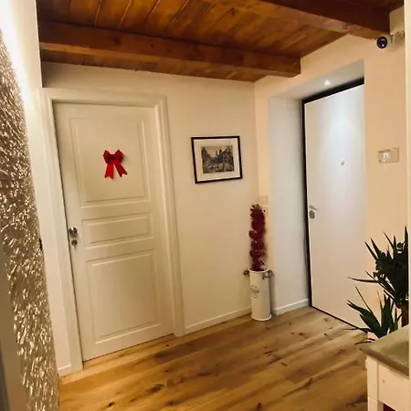 Le Tre Volte Apartment *